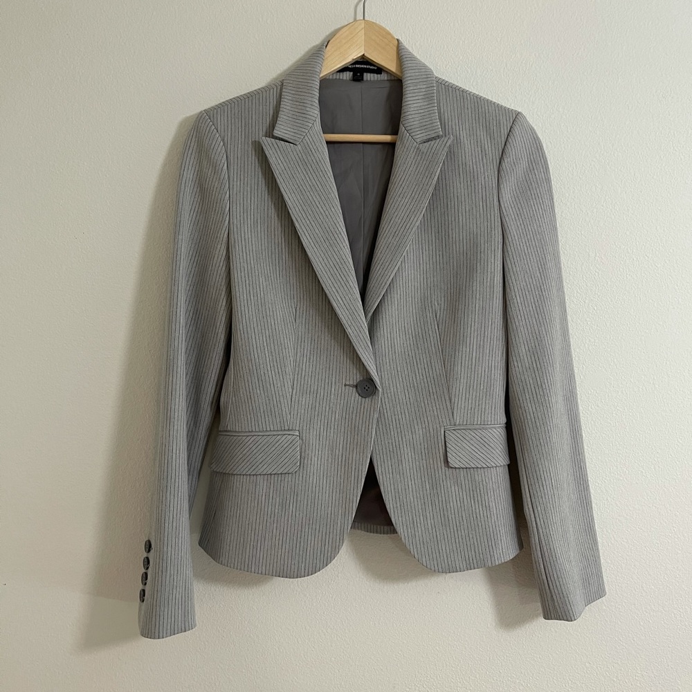 Express design studio Blazer